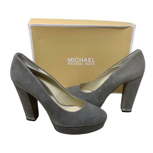 New Michael Kors Sabrina Steel Gray Suede Platform Pumps Sz 8.5 Chain Detail NWT - Picture 2 of 14